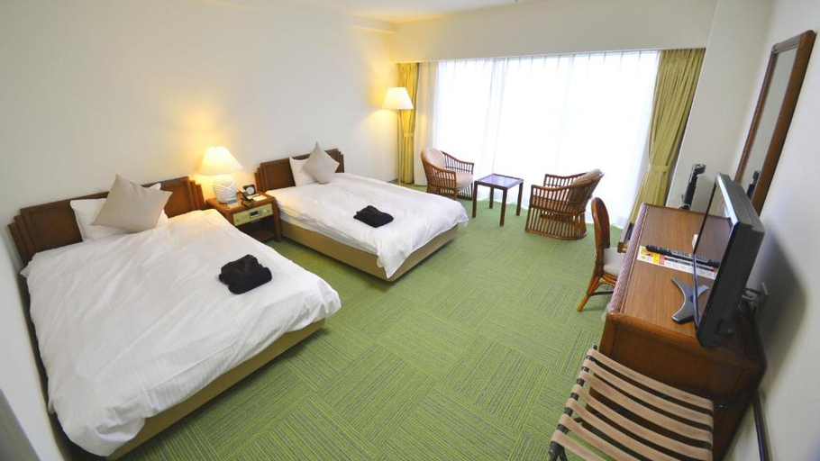 Bedroom 4, Satsuma Golf Resort Hotel, Satsuma