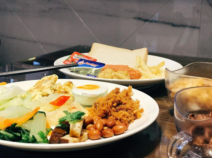 Food & Drinks 5, Love Tong, Yilan