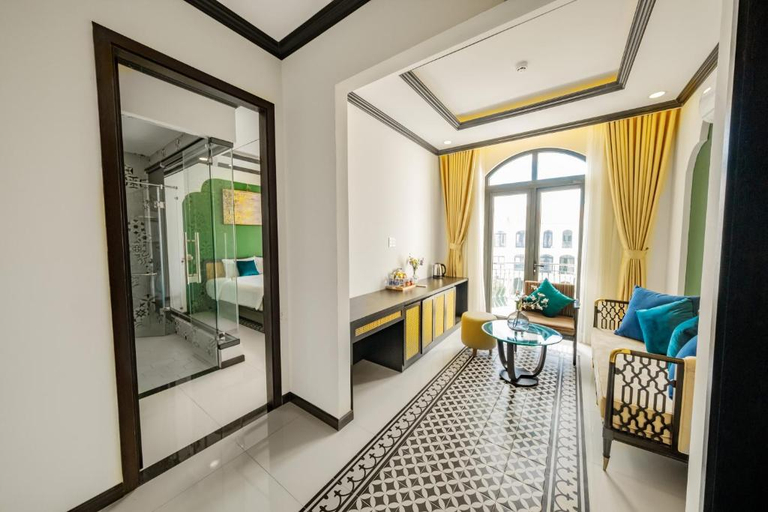 Others 3, The White Wind Hotel, Phú Quốc
