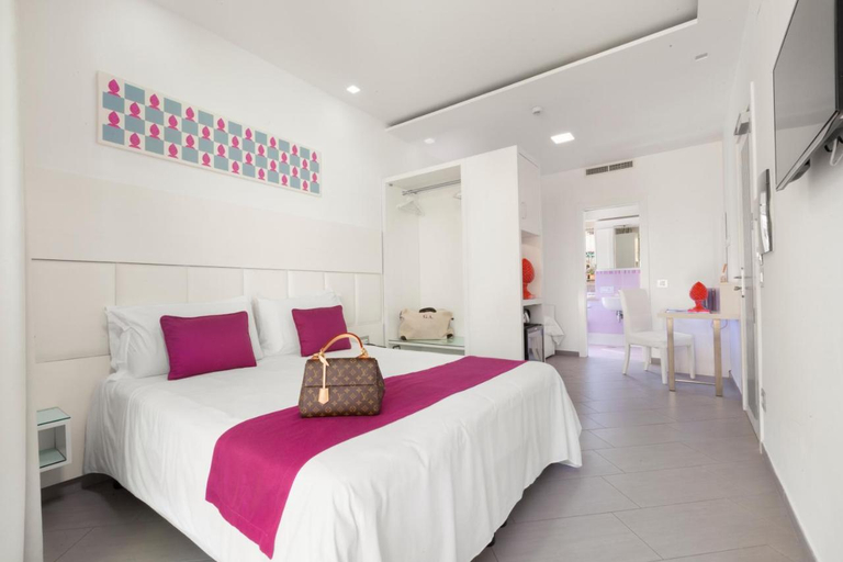 Bedroom 3, Tasso Suites, Napoli