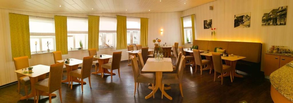Others 3, Lindner's Hotel, Germersheim