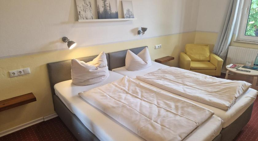 Bedroom, Landhotel Michaelishof, Celle