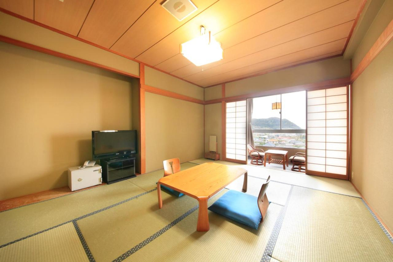 Bedroom 4, Kishu Tetsudo Boso Shirahama Hotel, Minamibōsō