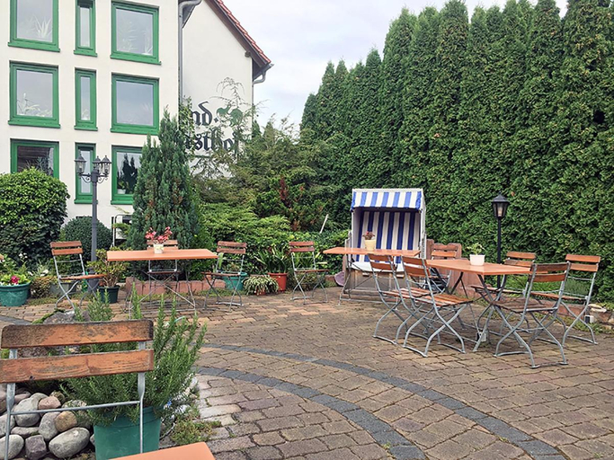 Others 4, Hotel Lindenthal, Leipzig