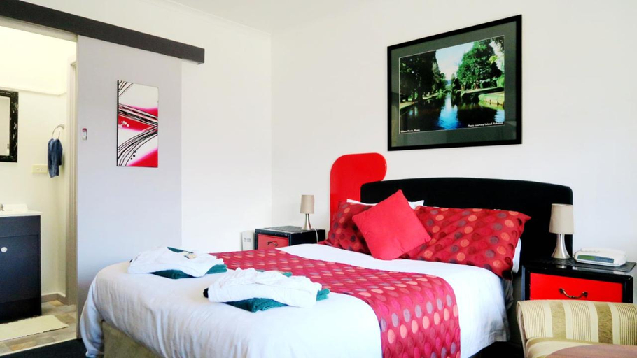 Bedroom 3, Junction Motel New Norfolk, Derwent Valley