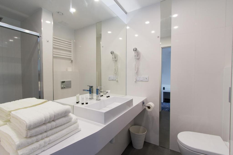 Bathroom 4, Ferry Resort, Koszalin