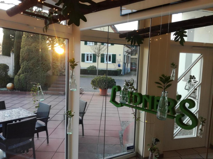 Others 5, Lindner's Hotel, Germersheim
