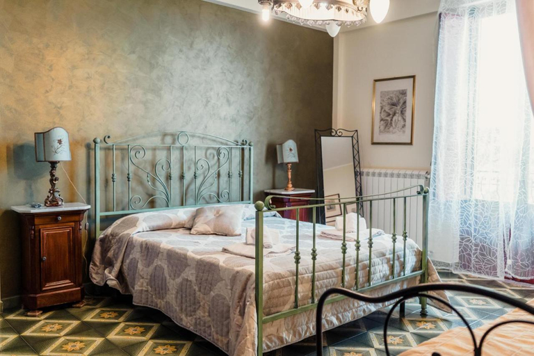 Bedroom 2, B&B Elvira Al Duomo, Palermo