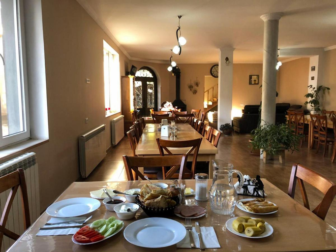 Food & Drinks 2, Family Hotel Kala, Mestia