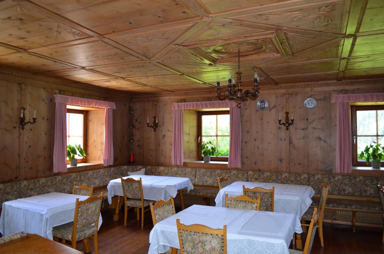 Food & Drinks 4, Ansitz Goller, Bolzano