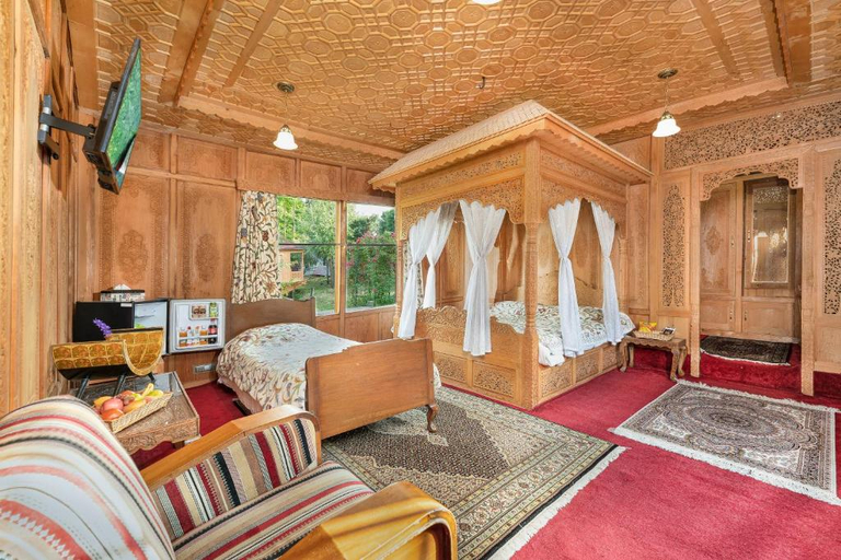 Others 5, WelcomHeritage Gurkha Houseboats, Srinagar