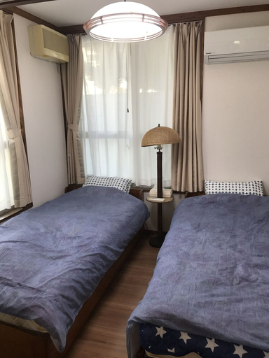 Bedroom, Gone House, Chatan