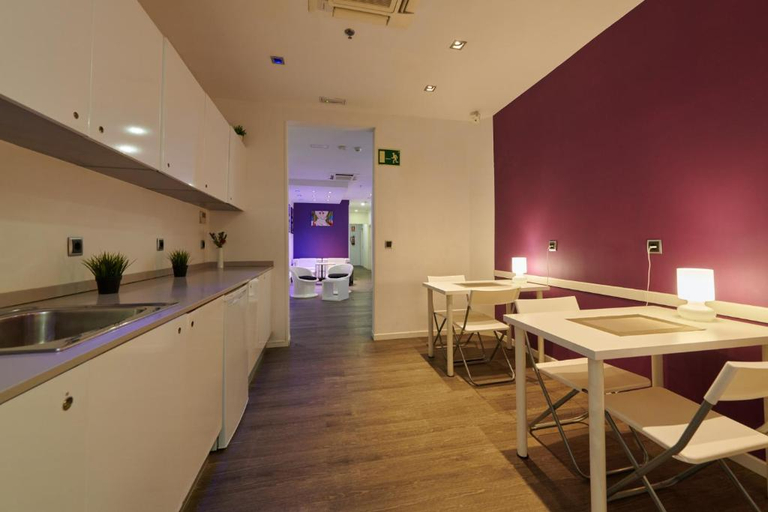Food & Drinks 4, Hostal Mayerling Centro, Barcelona