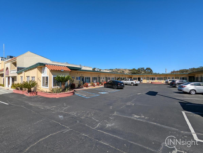 Public Area 2, Deluxe Inn, Collin