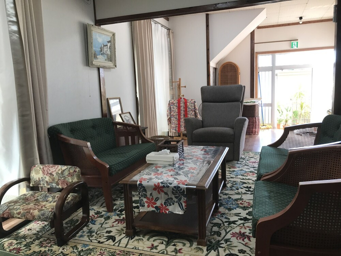 Others 3, Gone House, Chatan