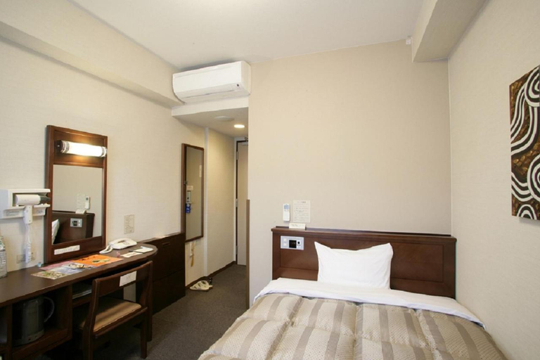 Bedroom 2, Hotel Route-Inn Kanda Ekimae, Kanda
