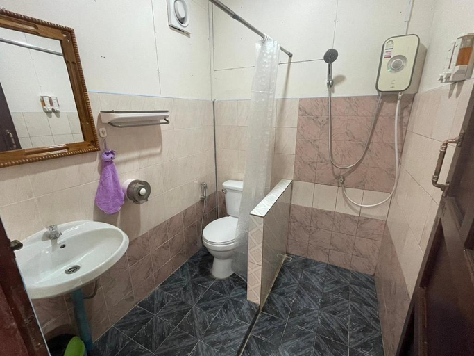 Bathroom 2, Chiangkhan Paradise Resort And Meeting, Chiang Khan