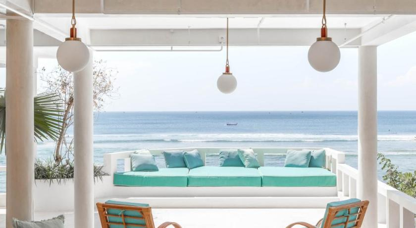 Others 4, The Rocks - 6BR Beachfront Villa, Surf-in Location, Badung