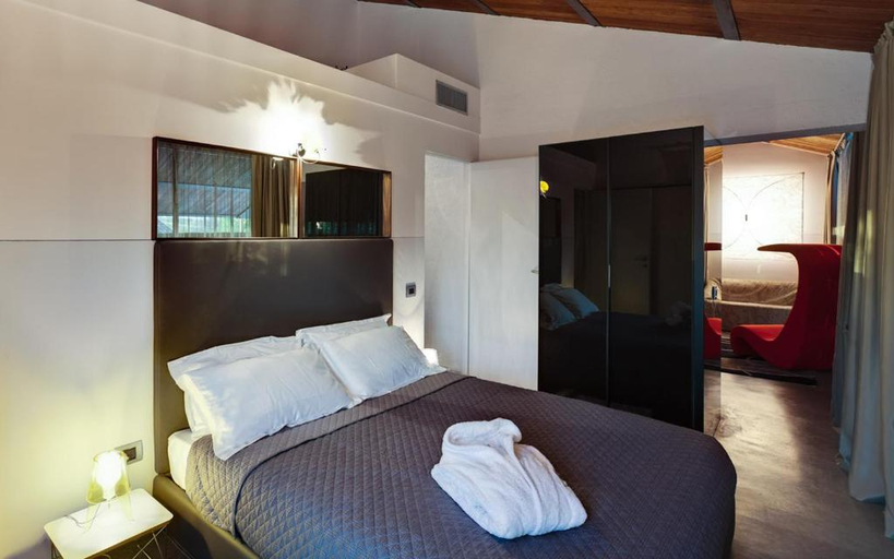 Bedroom, Il Tesoro Living Resort, Mantua