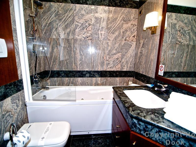 Bathroom 3, Hotel Dock Suites Rome, Rome