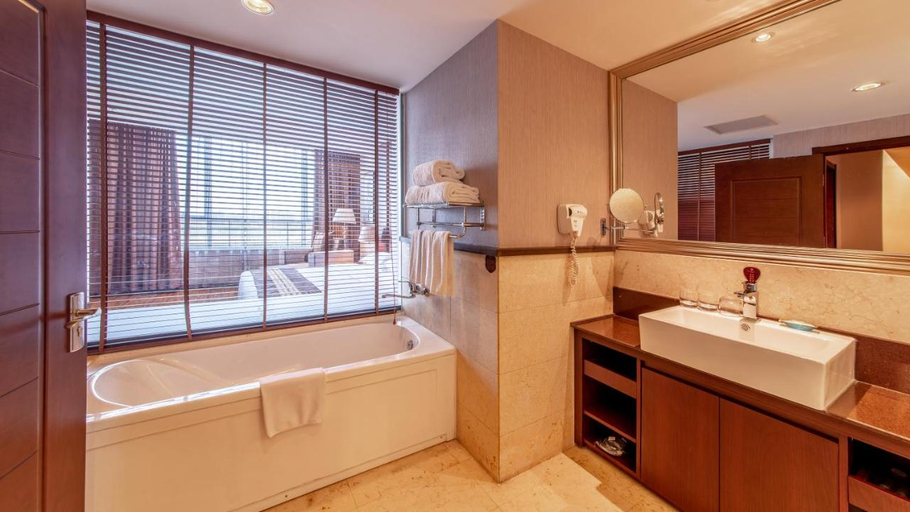 Bathroom, Beijing Sunflower Hotel (Beijing Universal Studios Resort) , Beijing