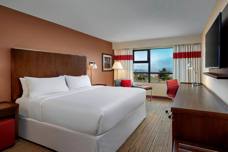 Bedroom 3, Grand Park Hotel Vancouver Airport, an Ascend Collection Hotel, Greater Vancouver