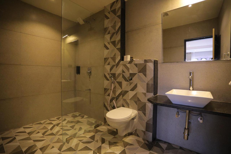 Bathroom 5, Hotel City Express By Downtown Udaipur, Udaipur
