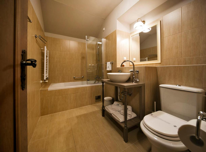 Bathroom 4, Hotel Jagerhorn, Zagreb