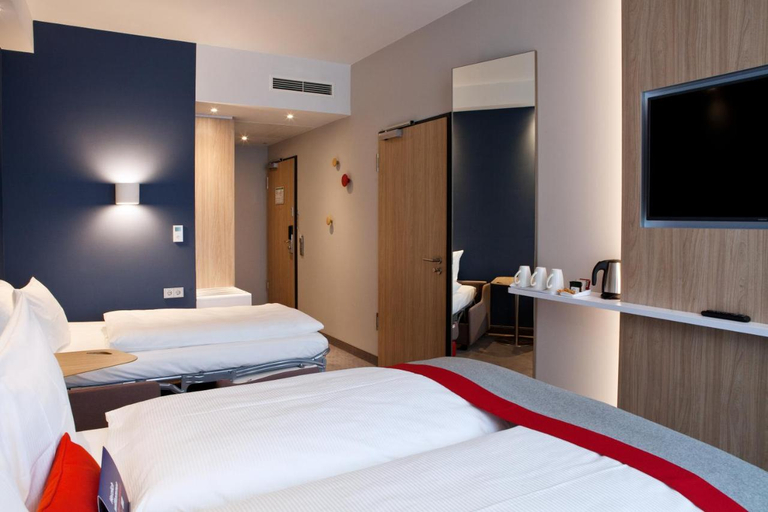 Bedroom 3, Holiday Inn Express SIEGEN by IHG, Siegen-Wittgenstein