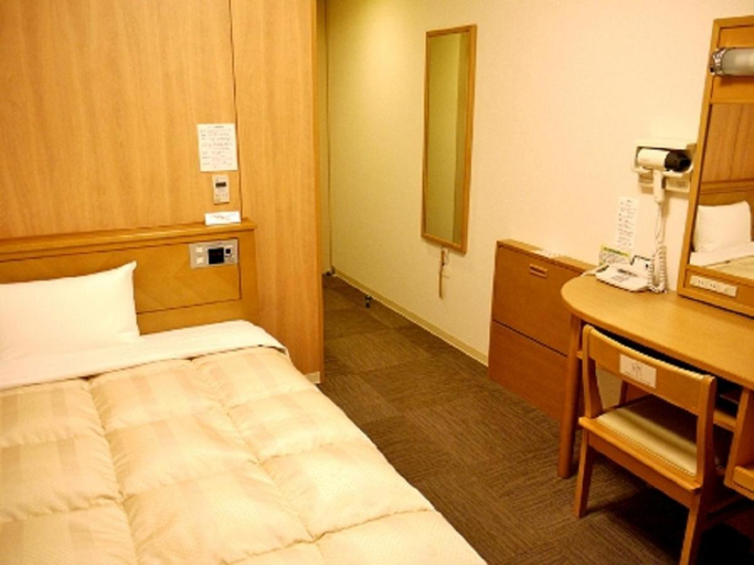 Bedroom 3, Hotel Route-Inn Tomakomai Ekimae, Tomakomai