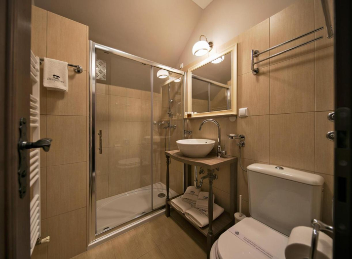 Bathroom 4, Hotel Jagerhorn, Zagreb