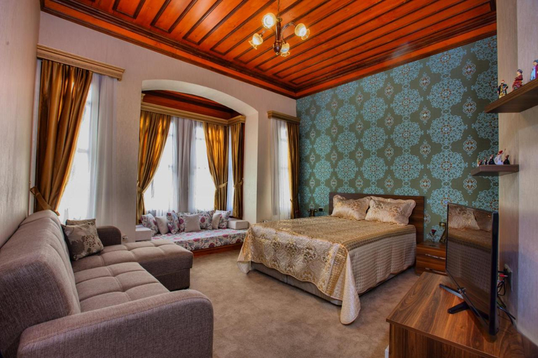 Others 3, The Pashas House, Fatih