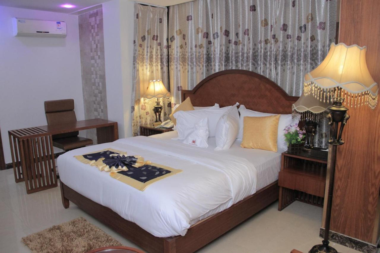 Bedroom 3, Zimbo Golden Hotel, Ilala
