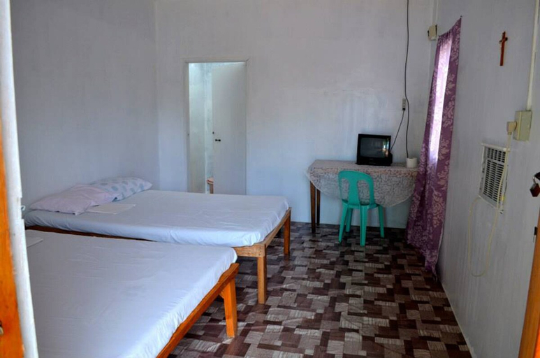 Bedroom 2, Rosewood Place Resort, Carles