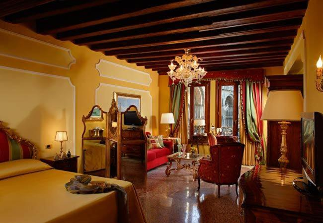 Bedroom, Best Windows, Venezia