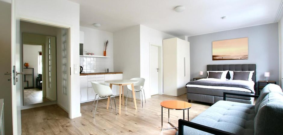 Bedroom 5, Arthouse Apartments am Barbarossaplatz, Köln
