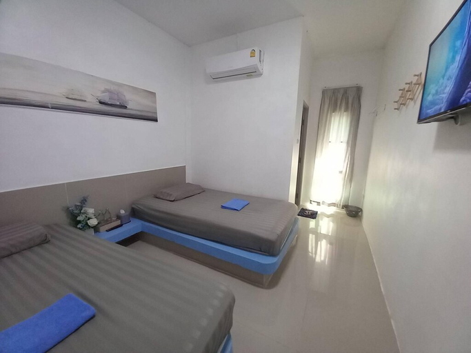 Bedroom 2, Two T Resort, Sawankhalok