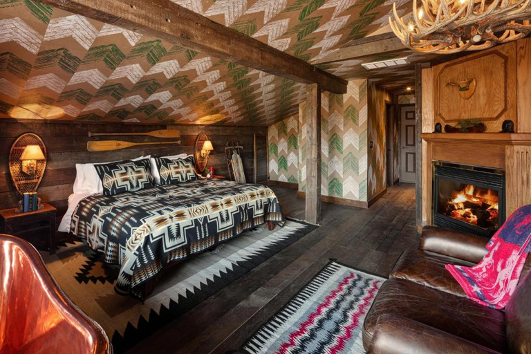 Bedroom 3, Urban Cowboy Lodge, Ulster