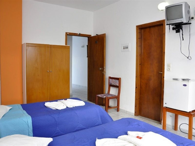 Bedroom 2, Mari Beach, Crete