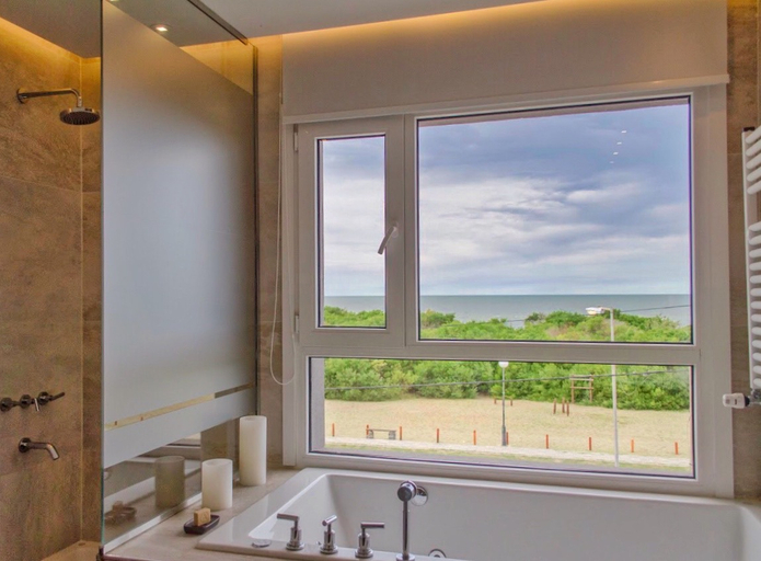 Bathroom 5, Almarena Apart & Hotel Boutique, La Costa