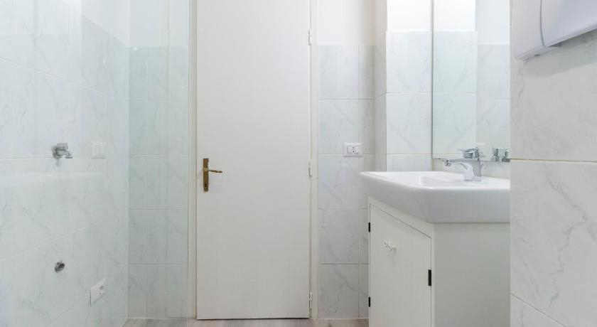 Bathroom 5, Alessia's Flat - Certosa, Milano