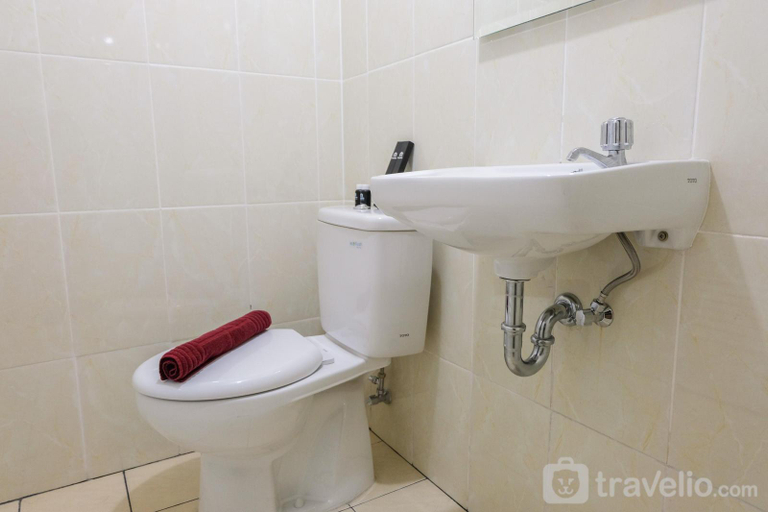 Bathroom 3, Studio Room Apartment at M-Town Residence near Summarecon Mall Serpong, Tangerang