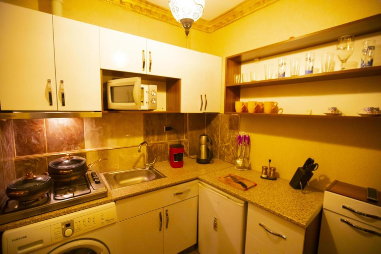 Others 2, The Pashas House, Fatih