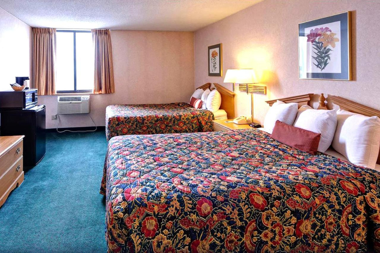 Bedroom 3, Key Inn Roseville, Ramsey