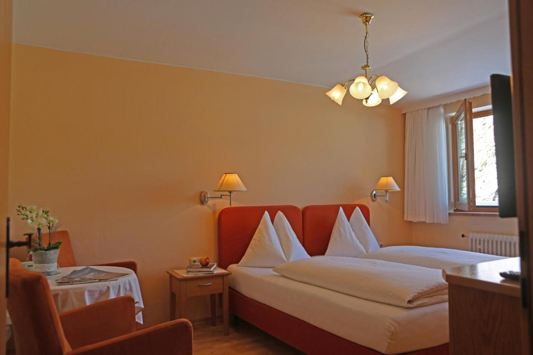 Bedroom 5, Hotel - Restaurant Gosauerhof, Gmunden