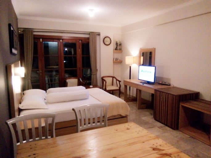 Bedroom 2, Kondominium pantai carita by ibnu, Serang