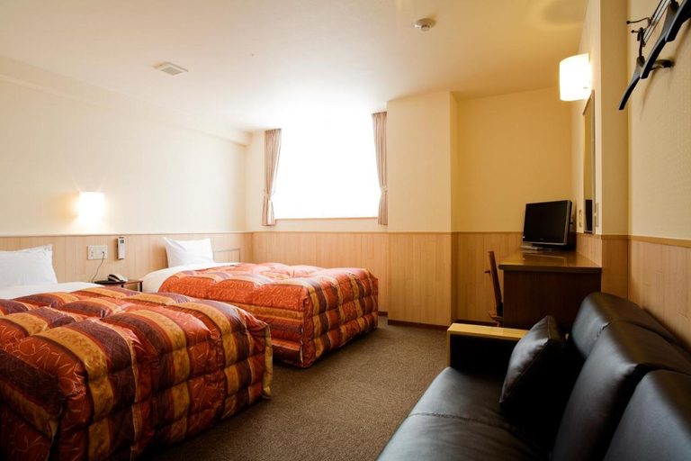 Bedroom, New Grande Mimatsu, Takamatsu