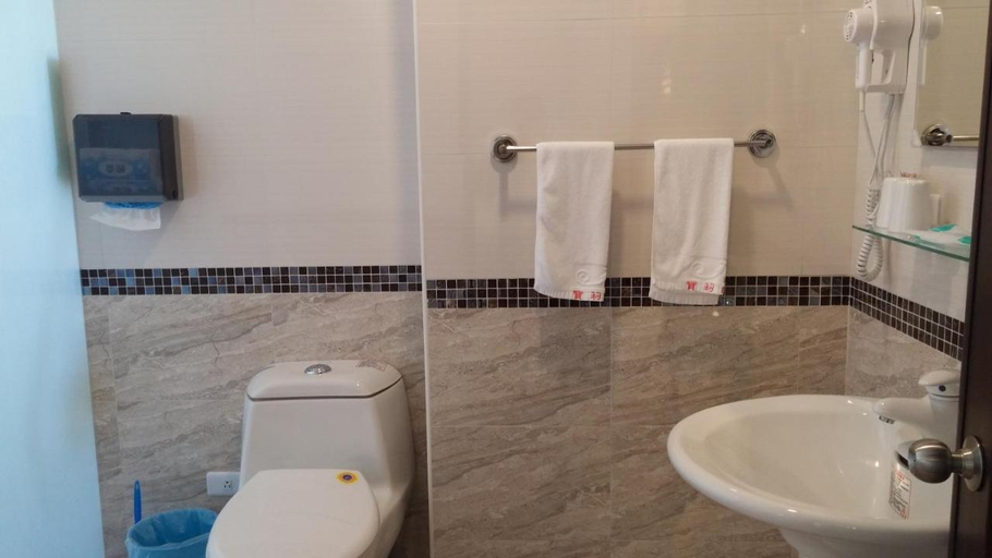 Bathroom, Aegean Sea Baoli B&B, Taitung