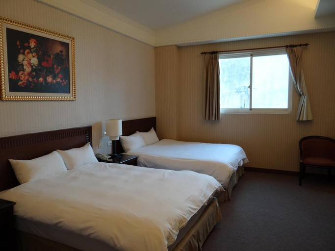 Bedroom 2, Wuzhou Hotel, Hualien