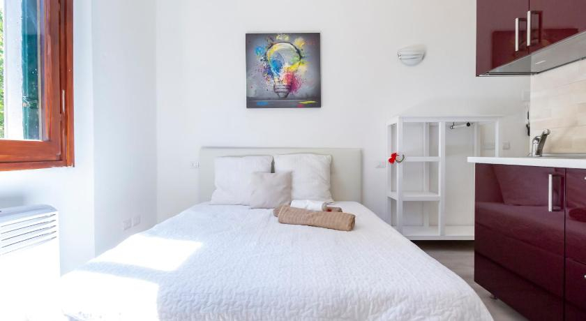 Bedroom, Alessia's Flat - Certosa, Milano